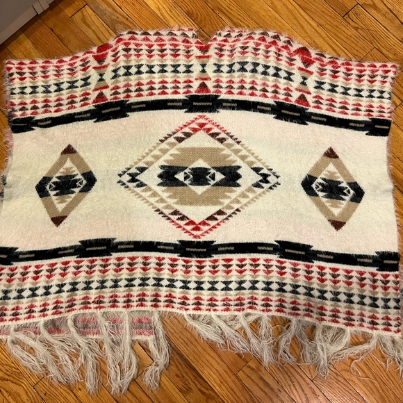 Free People Canyonland Fringe Kimono Southwestern Aztec Fuzzy Poncho One Size - Picture 13 of 16
